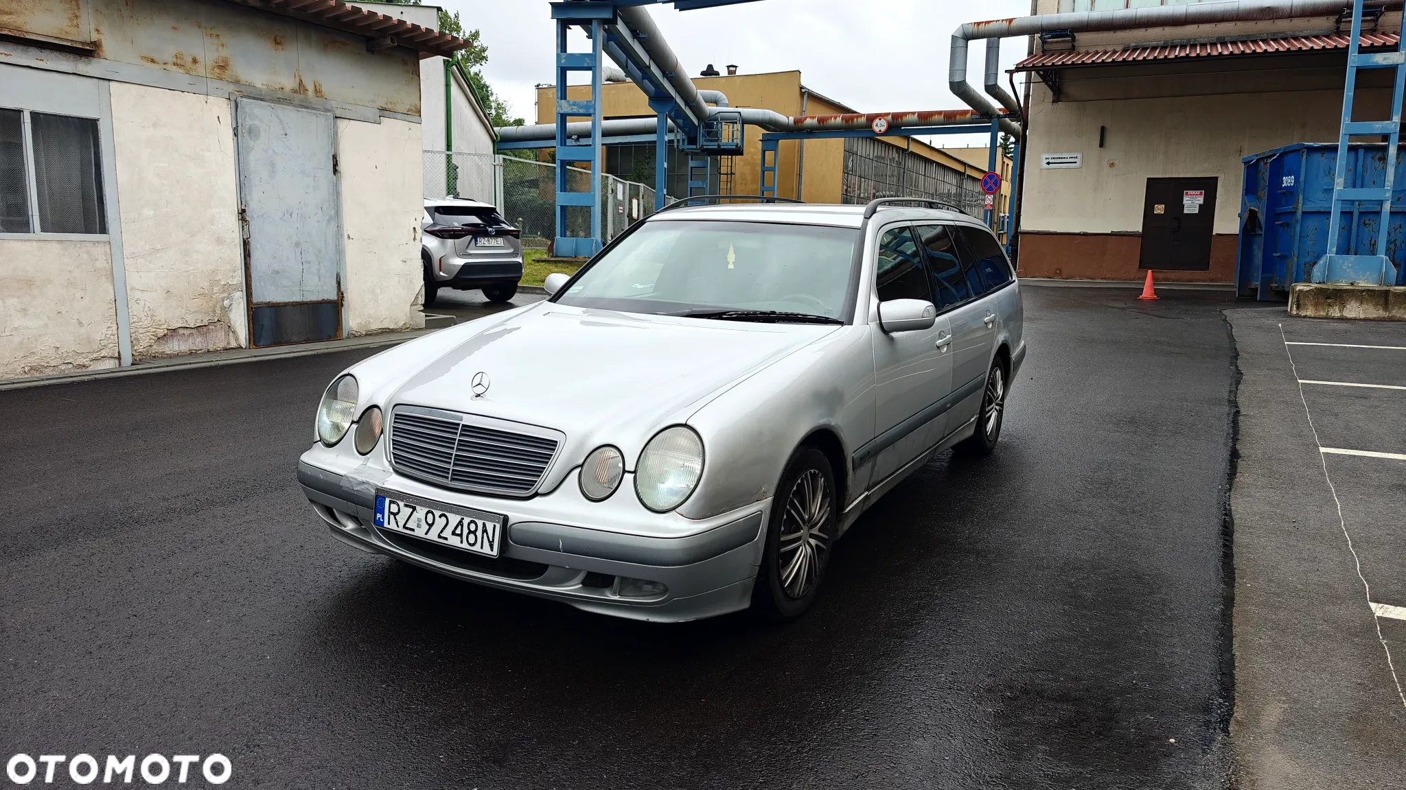 Mercedes-Benz Klasa E - 8