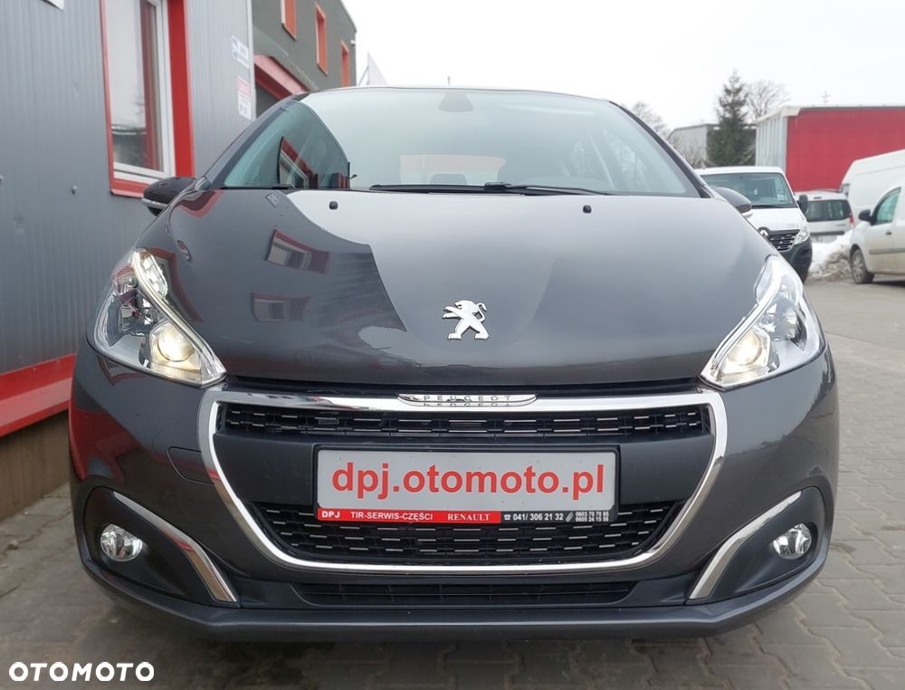 Peugeot 208 - 9