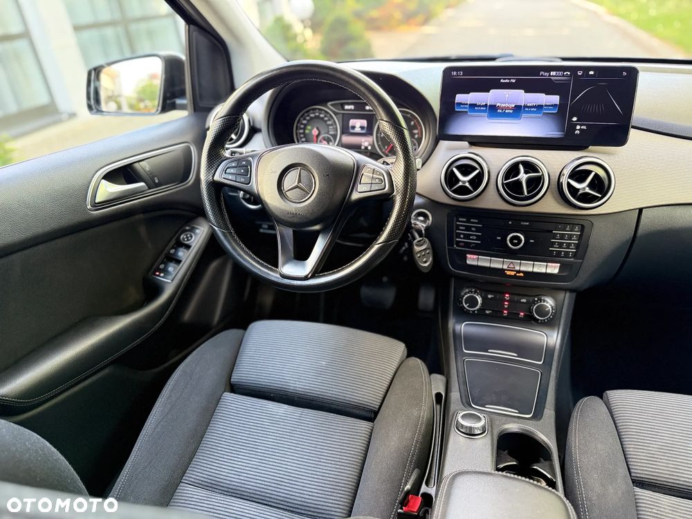 Mercedes-Benz Klasa B 200 (CDI) d 4Matic 7G-DCT - 16