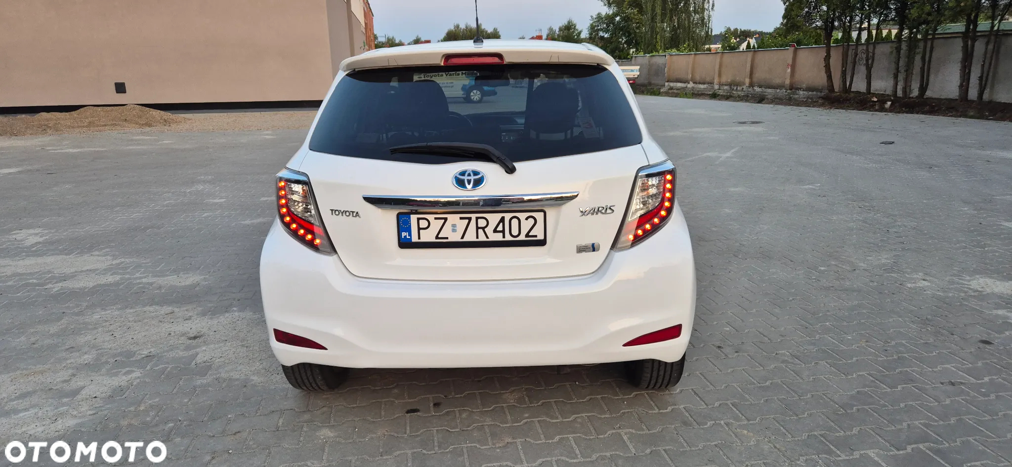 Toyota Yaris Hybrid 1.5 VVT-i Comfort - 2