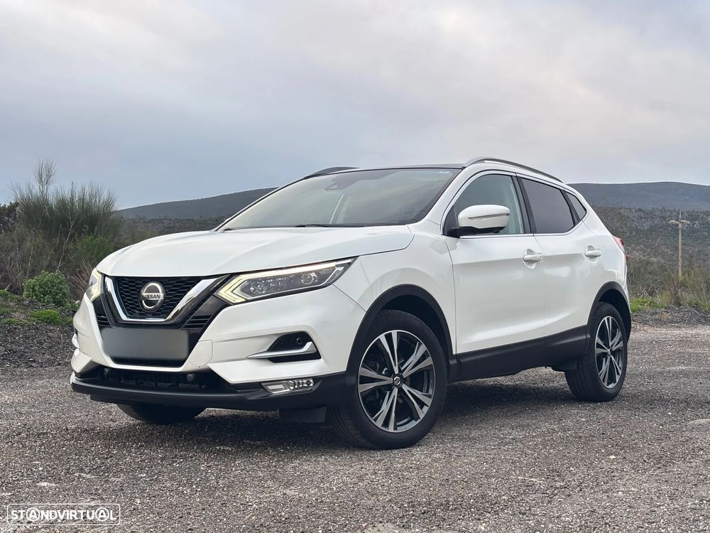 Nissan Qashqai 1.5 dCi N-Connecta Led - 1