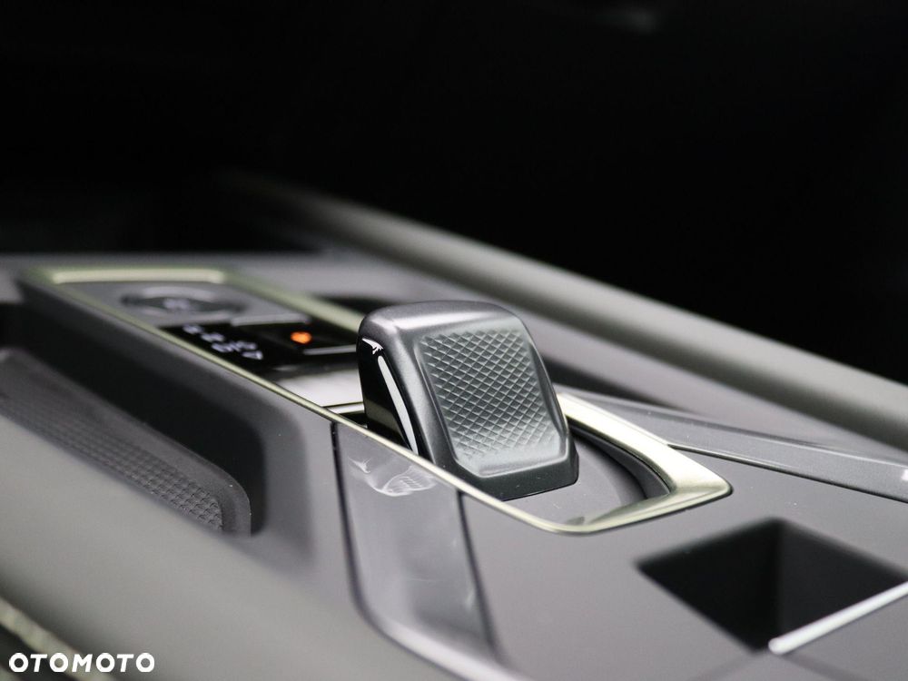 Cupra Formentor 1.5 e-Hybrid DSG Tribe Edition - 30
