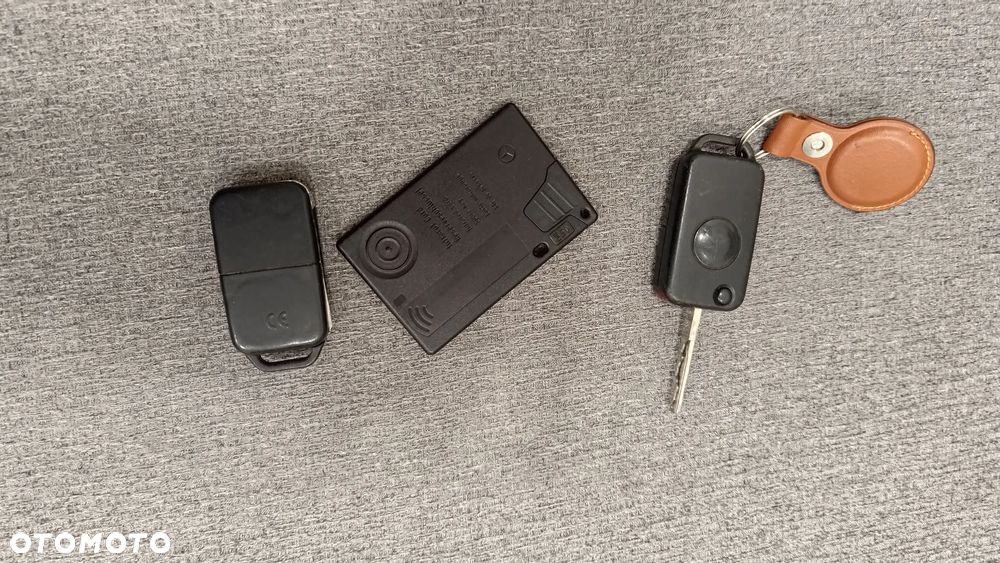 Mercedes-Benz Klasa E - 25