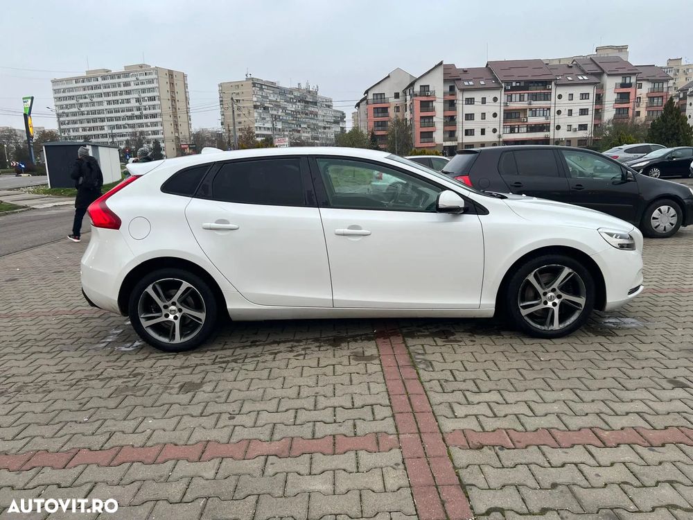Volvo V40 D4 Aut. Summum - 6