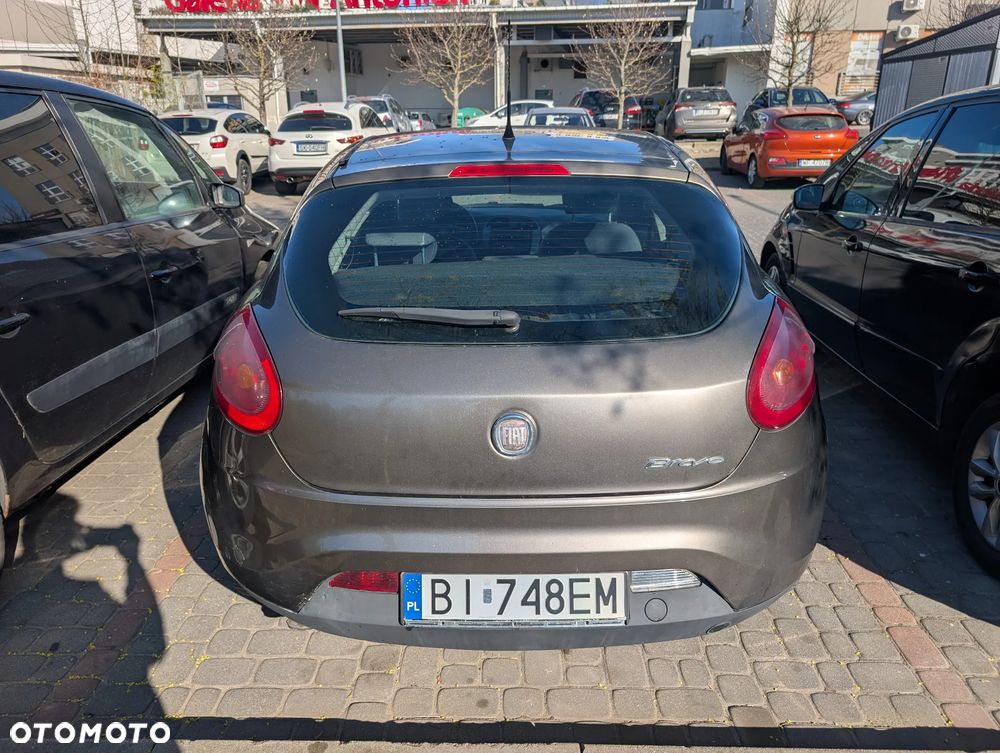 Fiat Bravo 1.4 16V Dynamic - 10