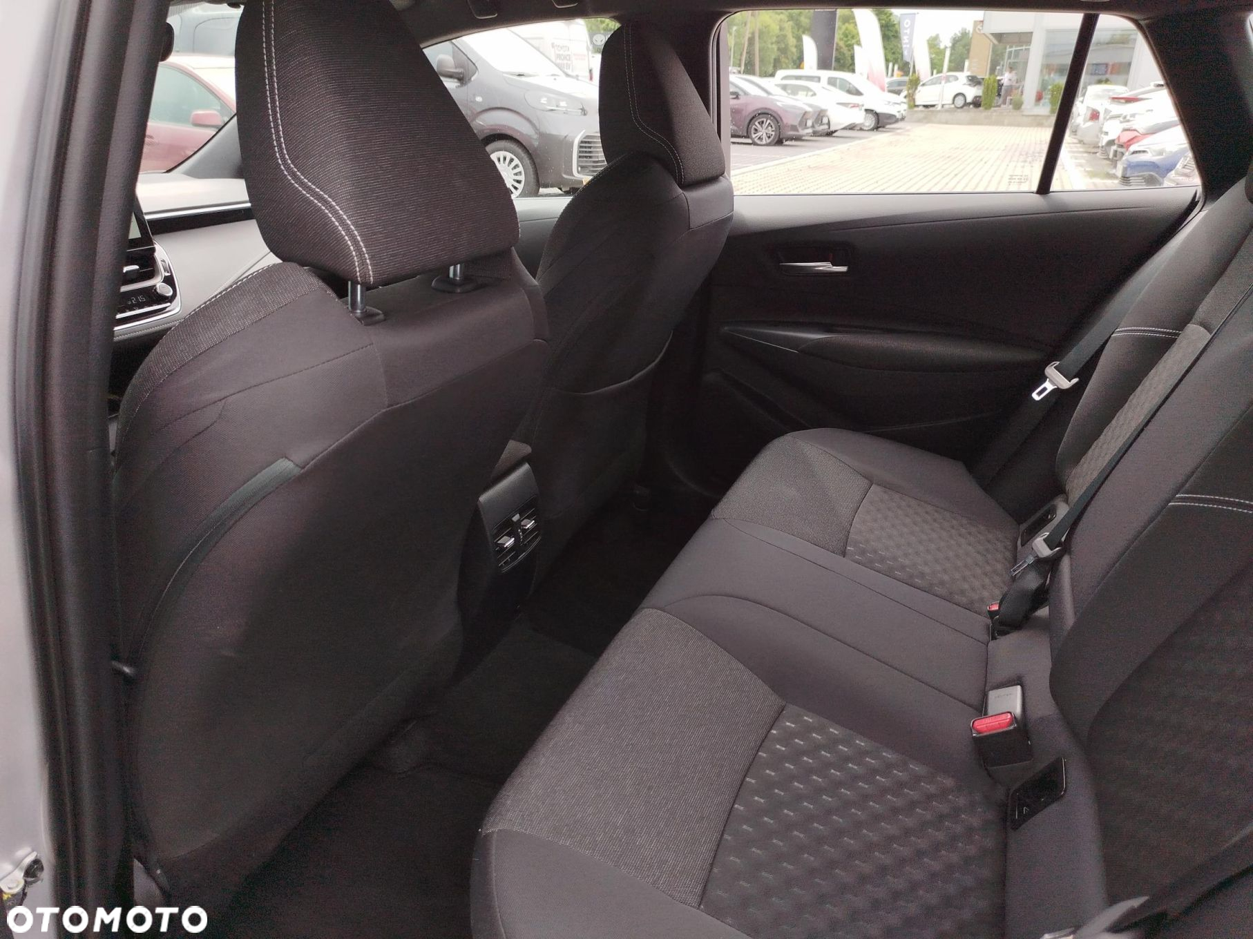 Toyota Corolla - 15