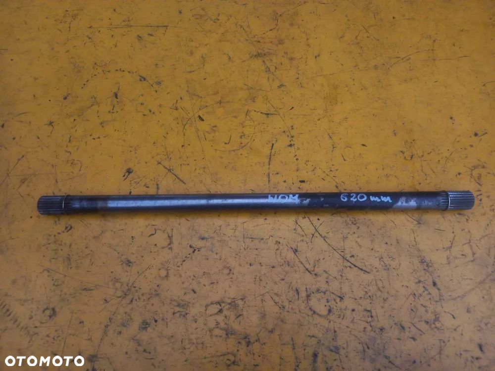 Elementy tylnego WOM 540/1000 New Holland 6640 - 11