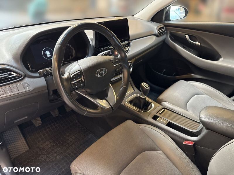 Hyundai i30 1.5 T-GDI 48V Executive - 8