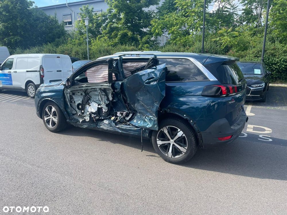 Peugeot 5008 PureTech 130 EAT8 Stop & Start GT - 3