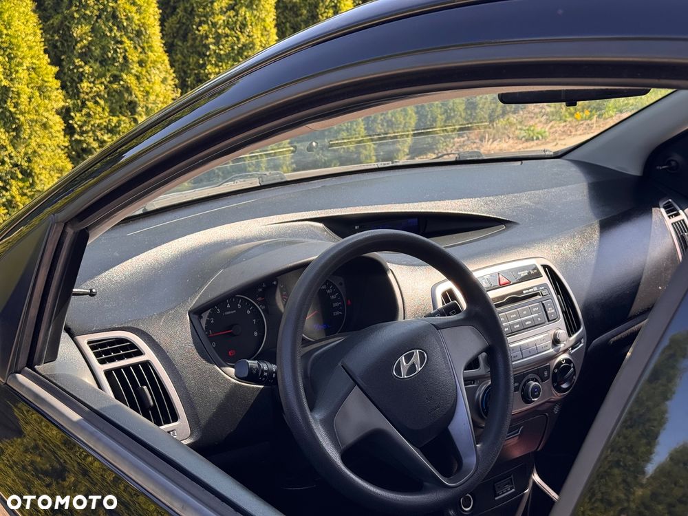 Hyundai i20 1.2 Trend - 16