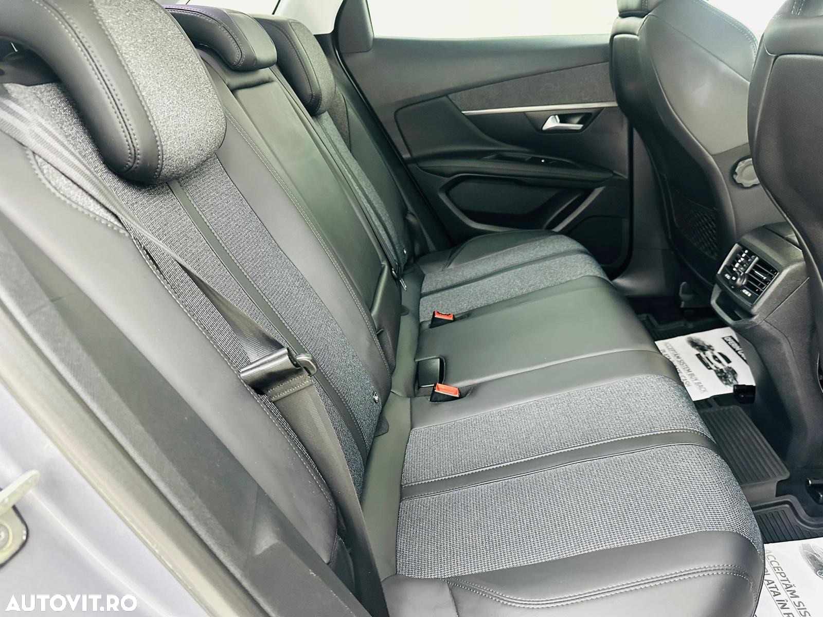 Peugeot 3008 PureTech 130 Stop & Start GPF Active Pack - 7