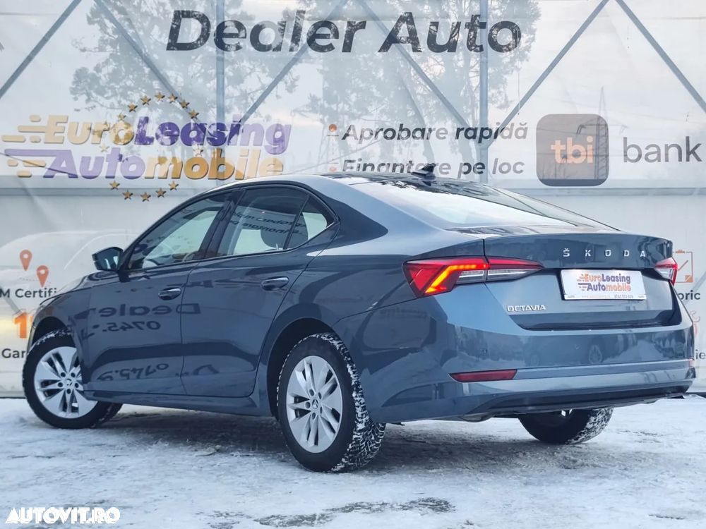 Skoda Octavia 2.0 TDI DSG Ambition - 8