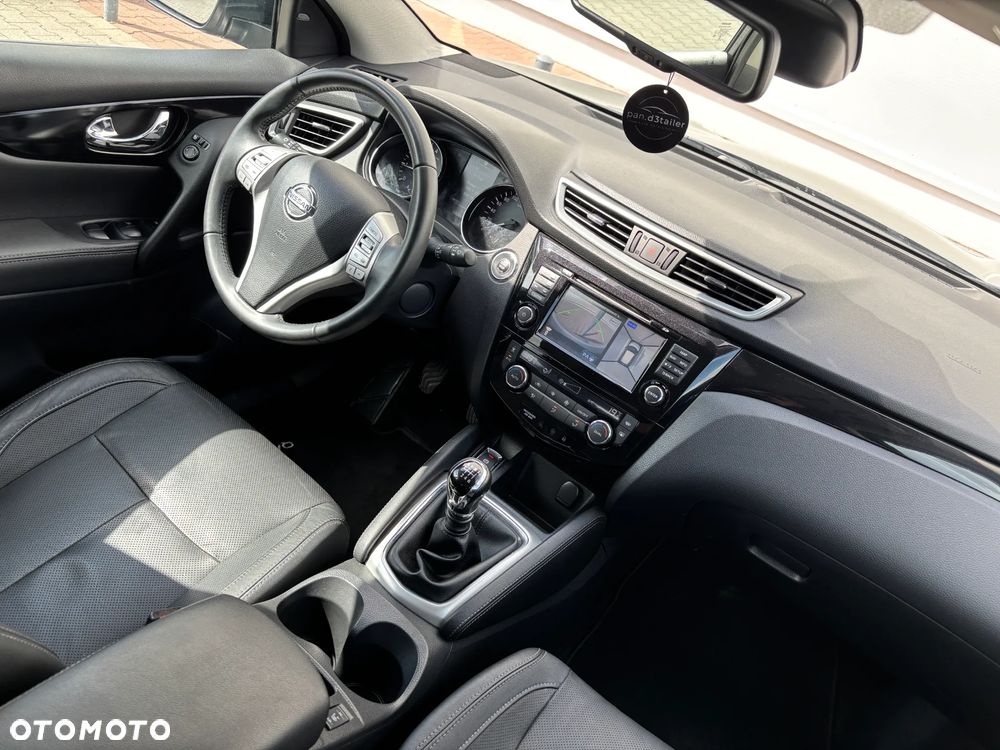 Nissan Qashqai 1.2 DIG-T Tekna EU6 - 38