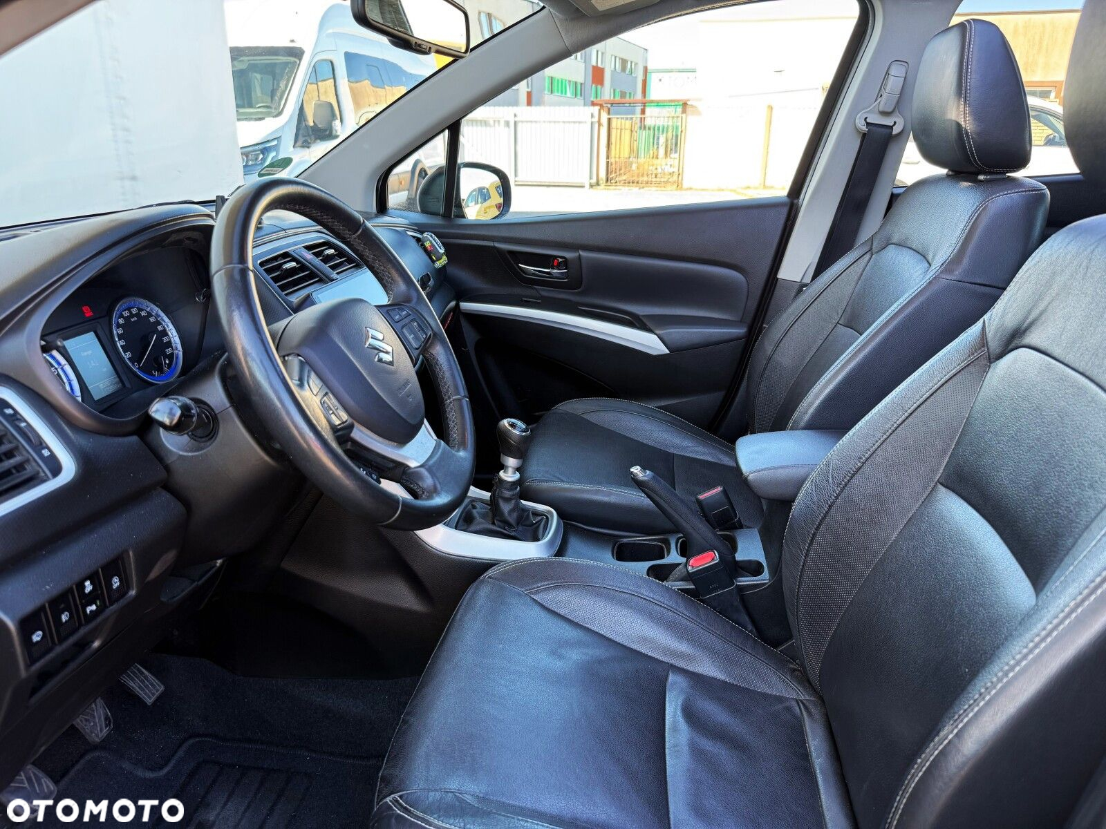 Suzuki SX4 S-Cross 1.6 DDiS Premium 4WD - 13