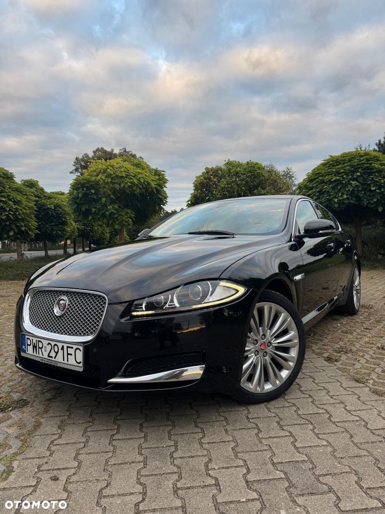 Jaguar XF 3.0 T AWD Luxury - 5