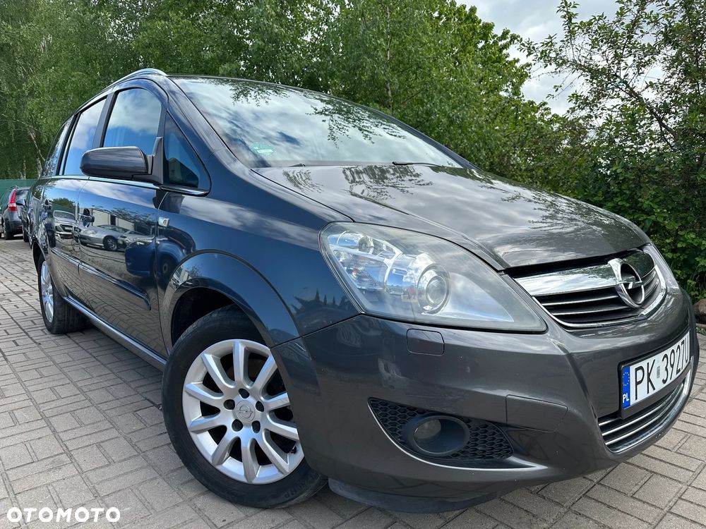 Opel Zafira - 9