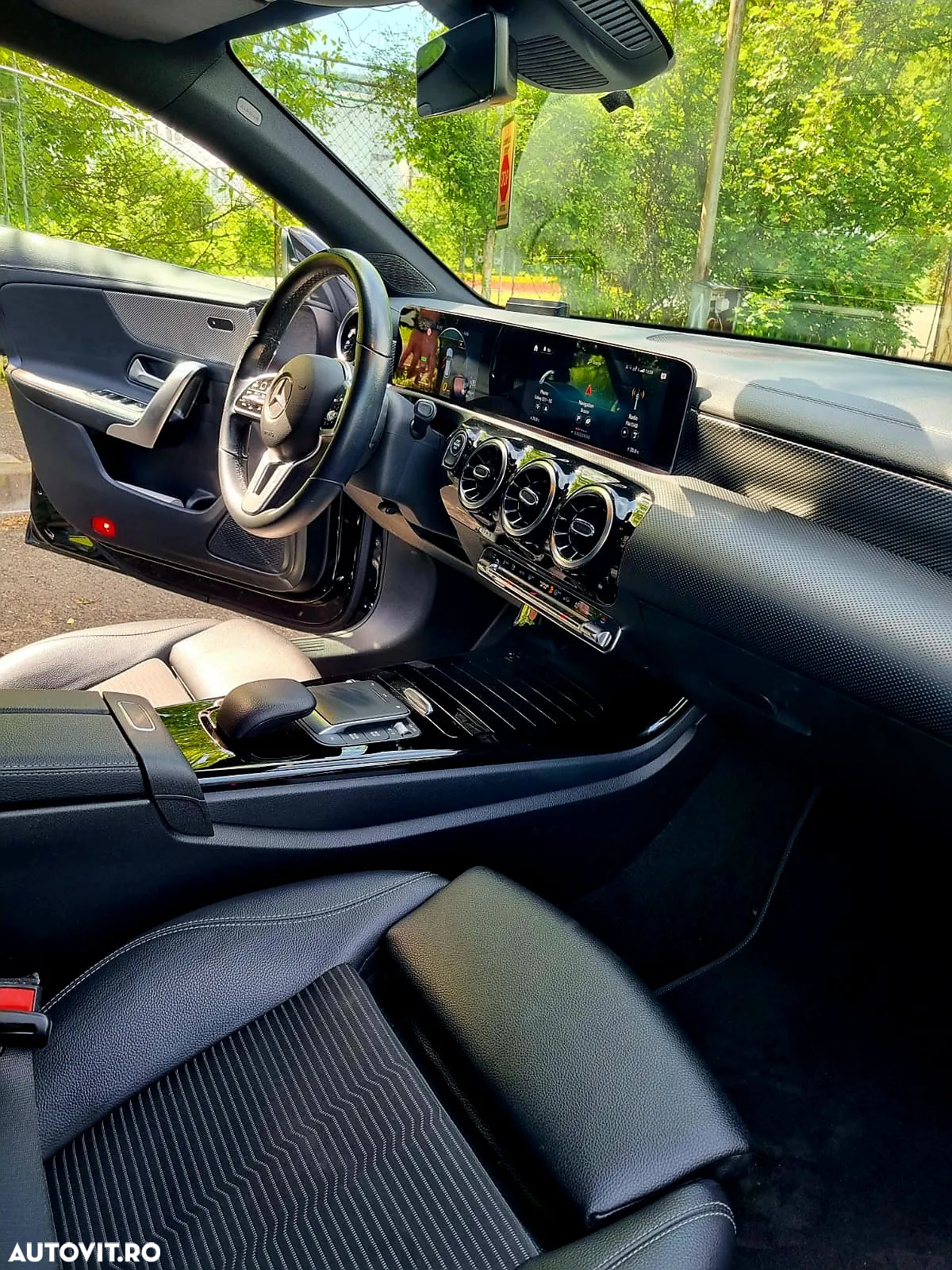 Mercedes-Benz CLA - 31