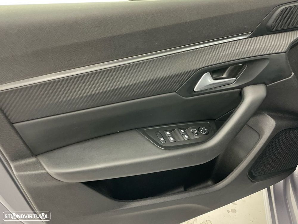 Peugeot 508 1.6 Hybrid Allure Pack e-EAT8 - 16