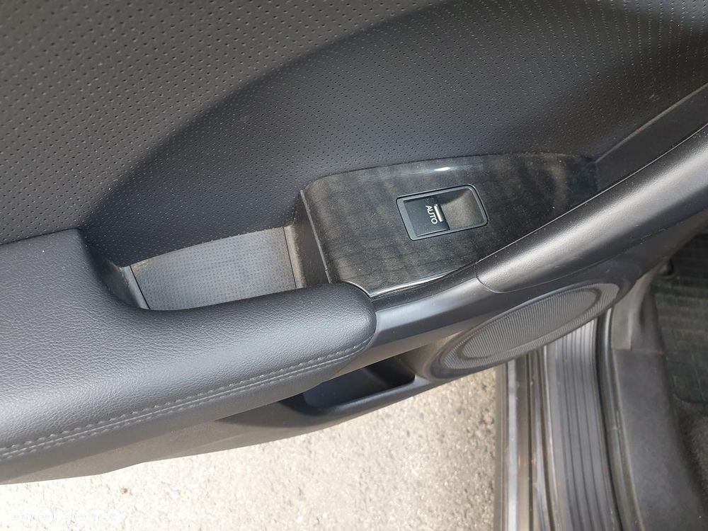 Honda Accord 2.0 Executive - 13