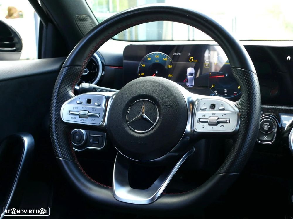 Mercedes-Benz A 180 d AMG Line - 36