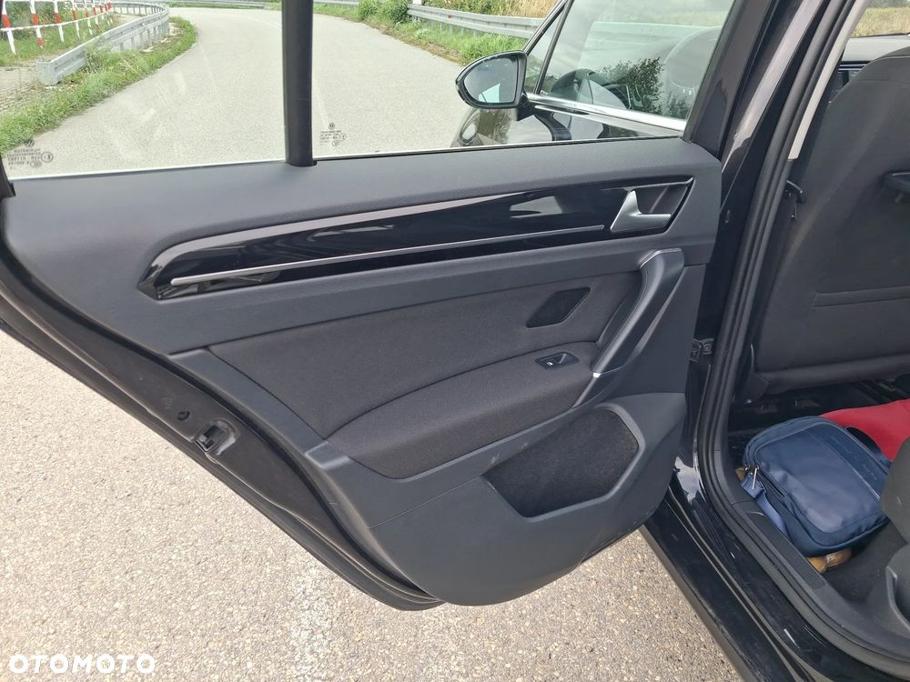 Volkswagen Golf Sportsvan SV 1.6 TDI BMT Highline - 17