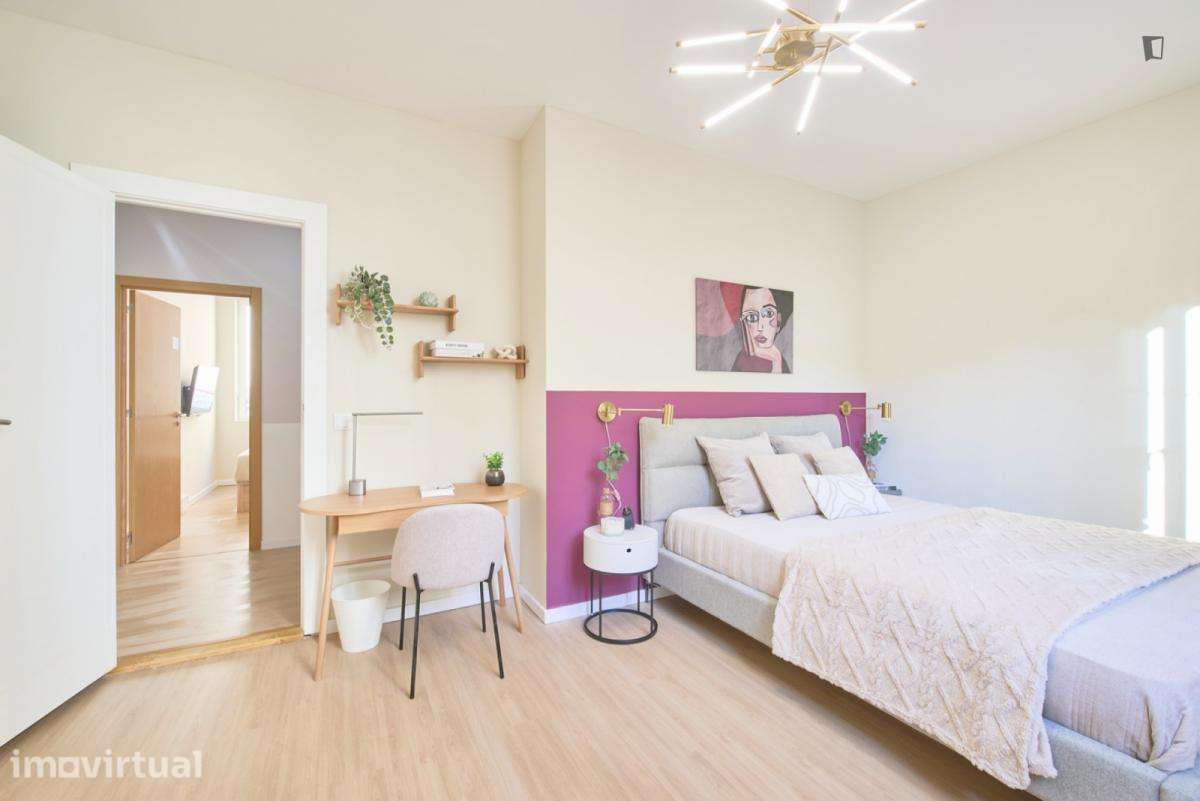 Quarto - localizado em Cais do Sodré Lisbon - Grande imagem: 2/26
