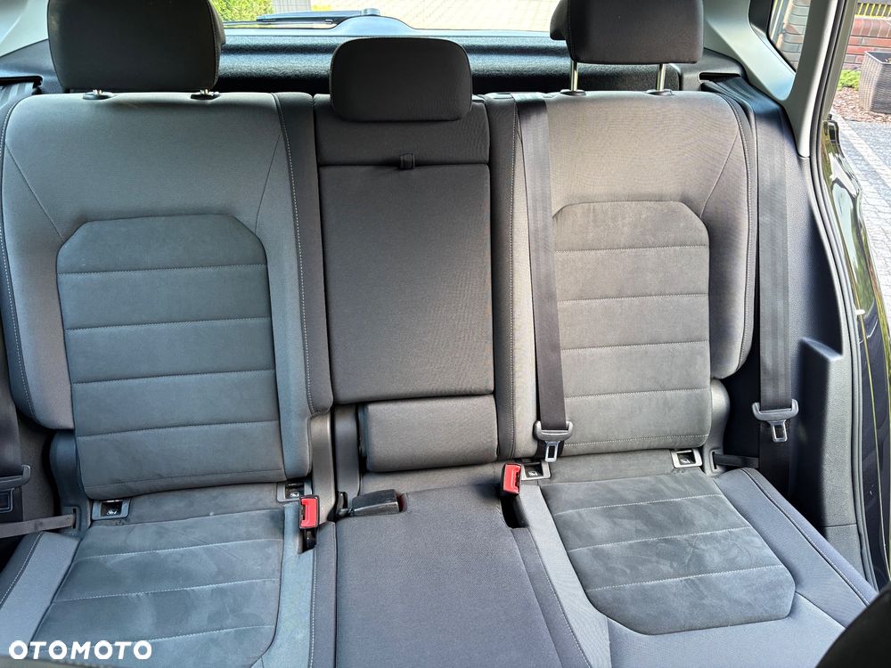 Volkswagen Golf Sportsvan - 23