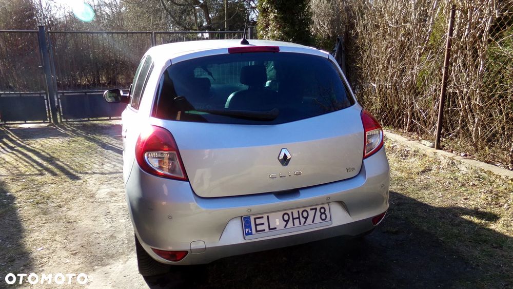 Renault Clio TCe 100 Dynamique - 5