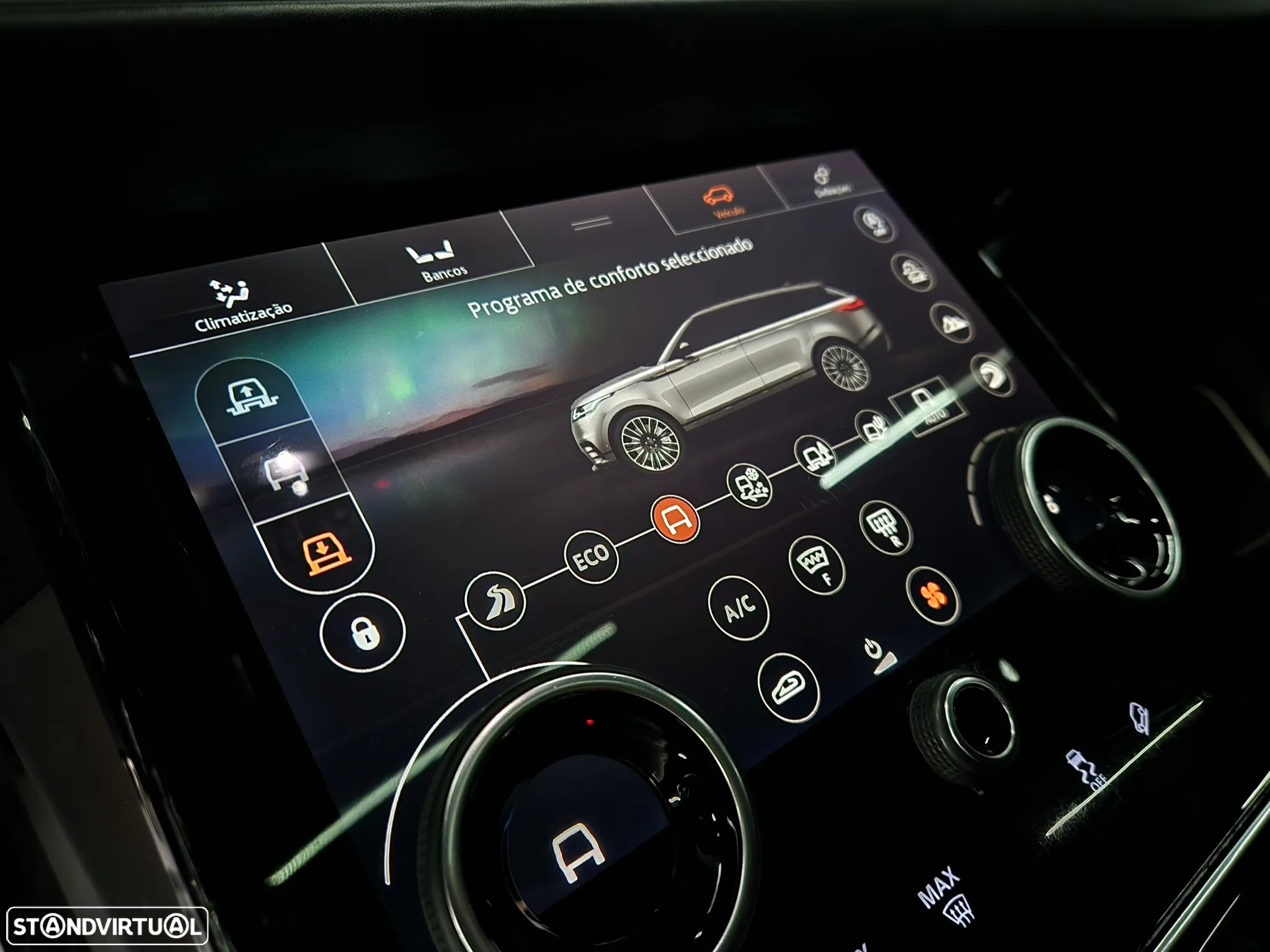 Land Rover Range Rover Velar 3.0 D R-Dynamic HSE - 17