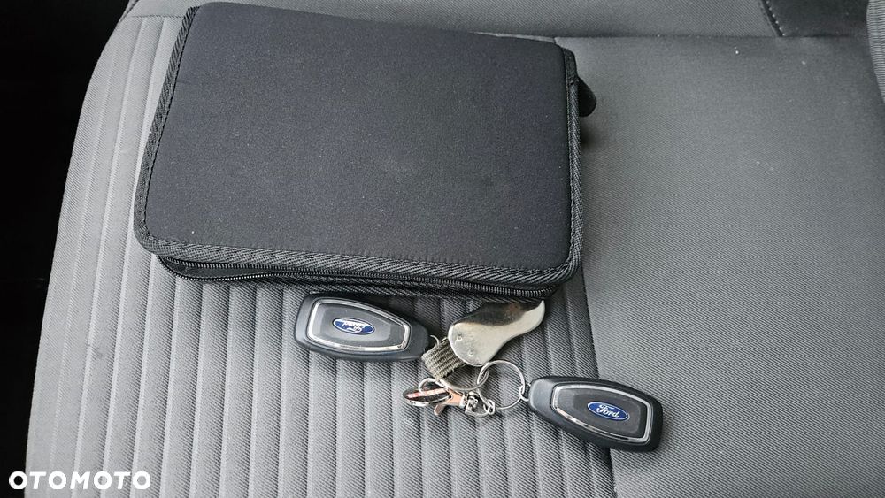 Ford C-MAX 1.5 TDCi Start-Stop-System Business Edition - 17