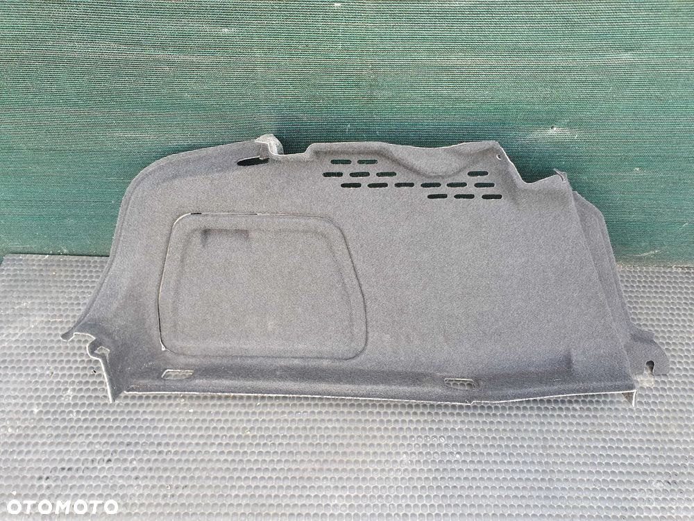Boczki Boczek 8K5863887A 8K5863888F Bagażnika Tapicerka Soul Czarne Audi A4 B8 Sedan - 2