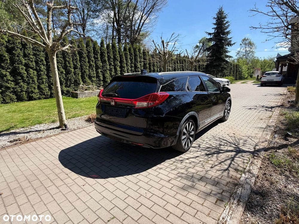 Honda Civic 1.6 i-DTEC Style Edition - 4