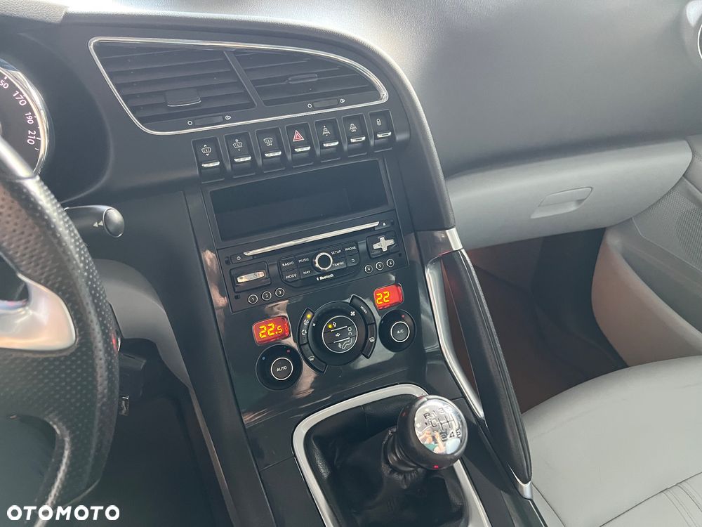 Peugeot 3008 - 15