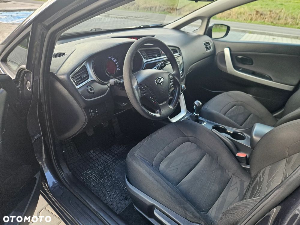 Kia Ceed 1.4 M - 8