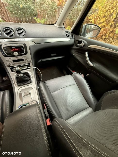 Ford Galaxy 2.0 TDCi Ghia - 6