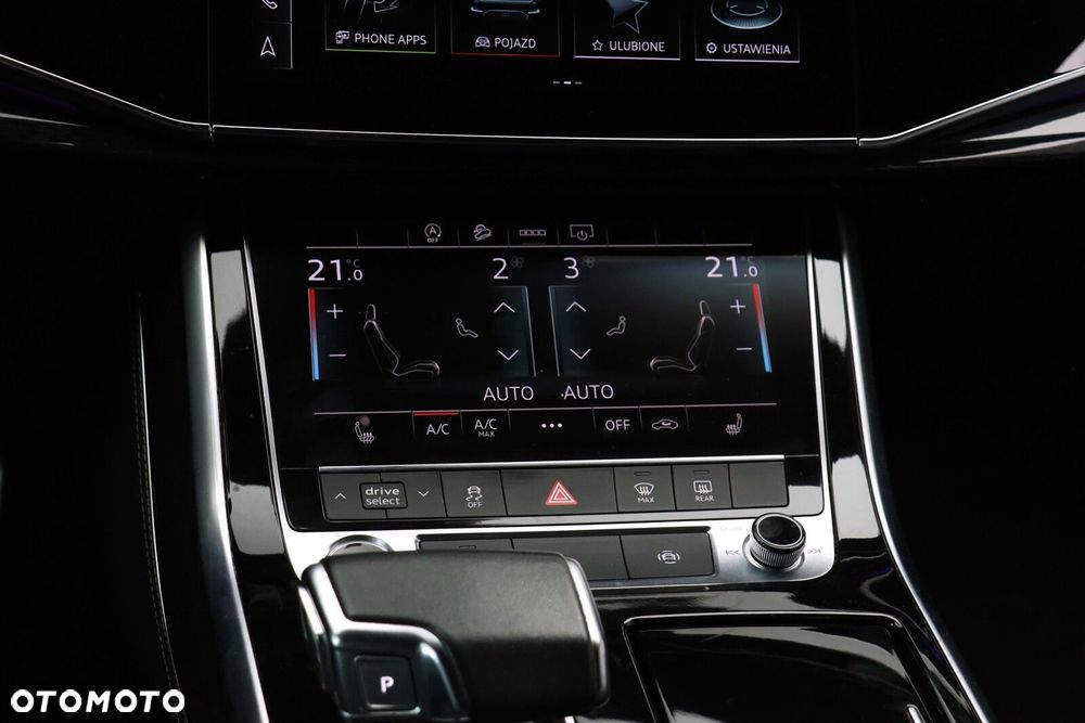 Audi Q8 - 32