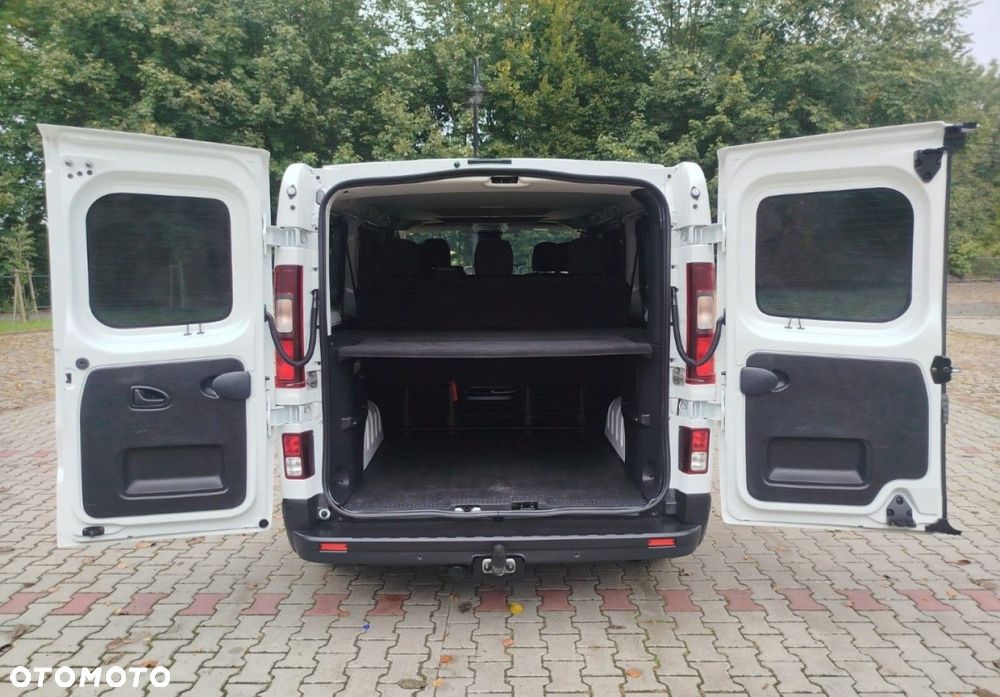 Renault Trafic - 26