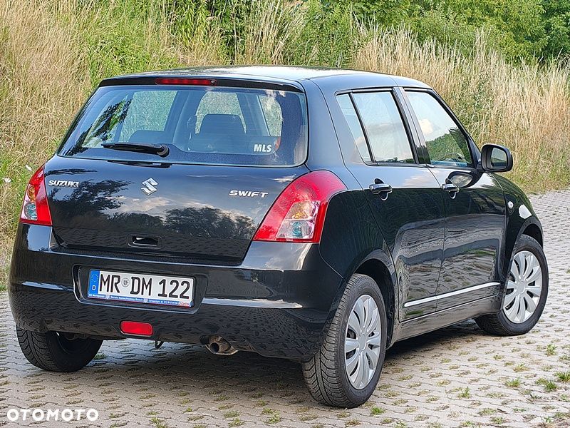 Suzuki Swift 1.3 Comfort - 4