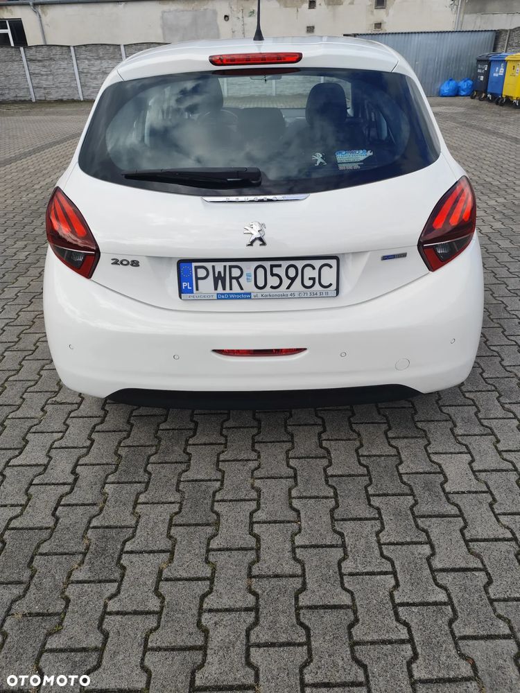 Peugeot 208 1.2 PureTech Style - 9