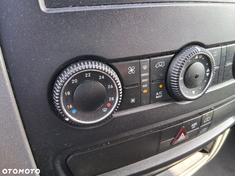 Volkswagen Crafter - 16