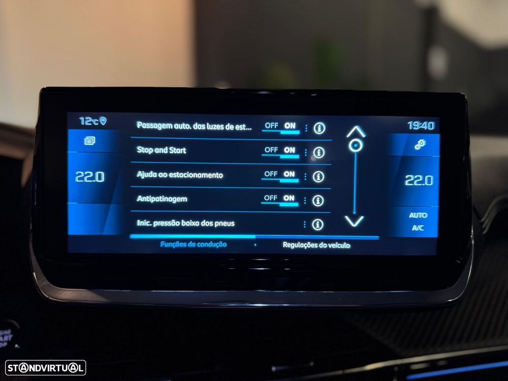 Peugeot 208 PureTech 100 GT Pack - 21