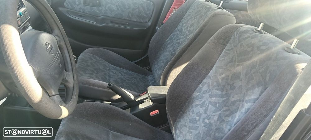 Nissan Almera 1.4 SLX+AC+ABS - 9