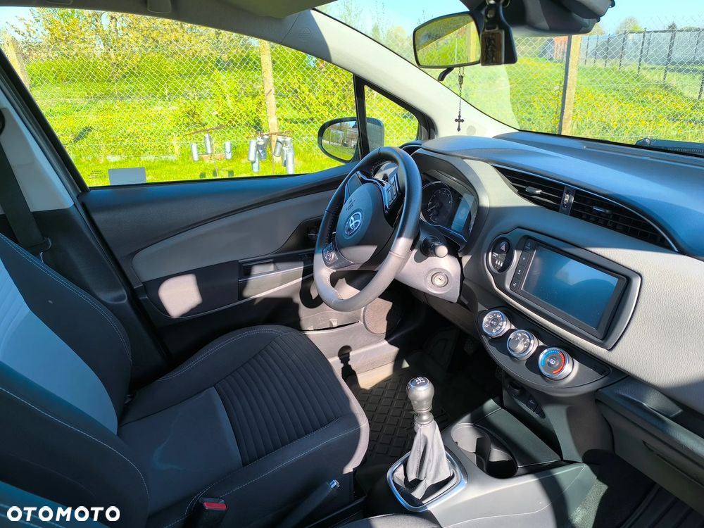 Toyota Yaris - 6