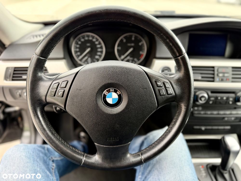 BMW Seria 3 - 17