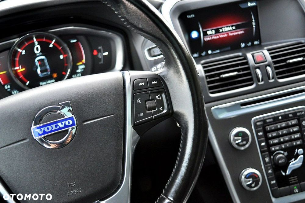 Volvo XC 60 D4 Drive-E Summum - 28