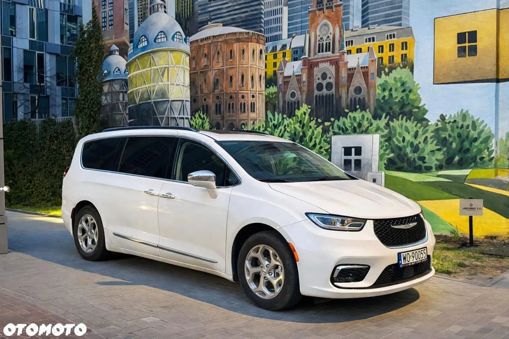 Chrysler Pacifica - 3