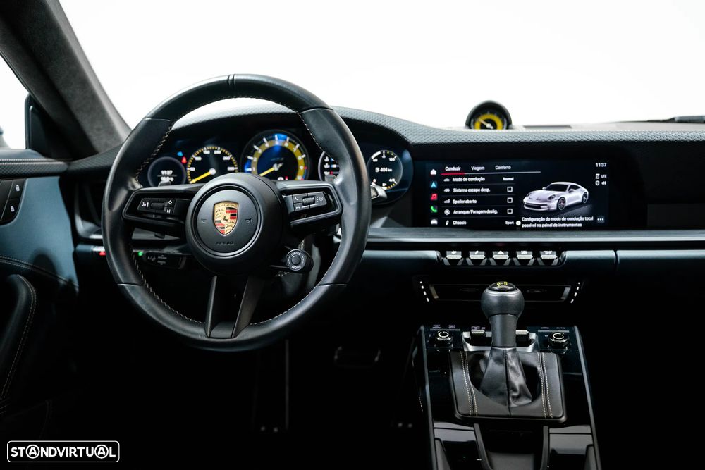 Porsche 911 (992) GT3 Touring Package PDK - 17