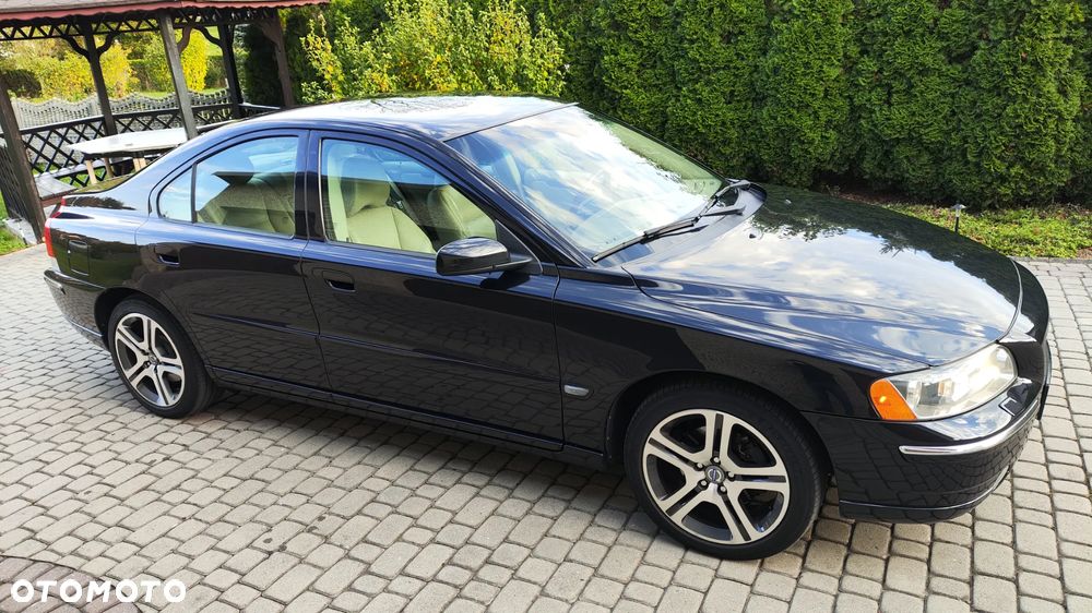 Volvo S60 2.4 Summum - 6