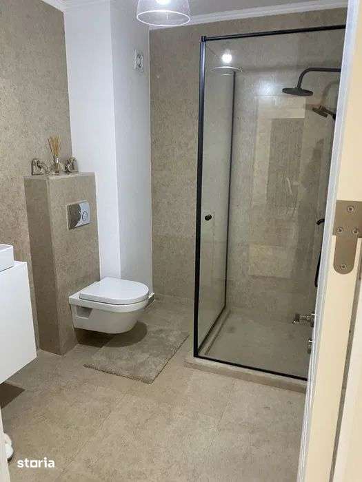 Apartament cu 3 camere, 66 mp, terasa de 26 mp, langa METRO — fotografia 2