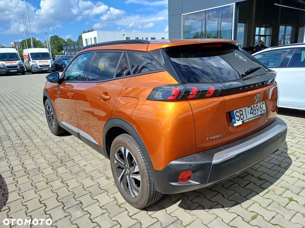 Peugeot 2008 1.2 PureTech Allure Pack S&S - 4